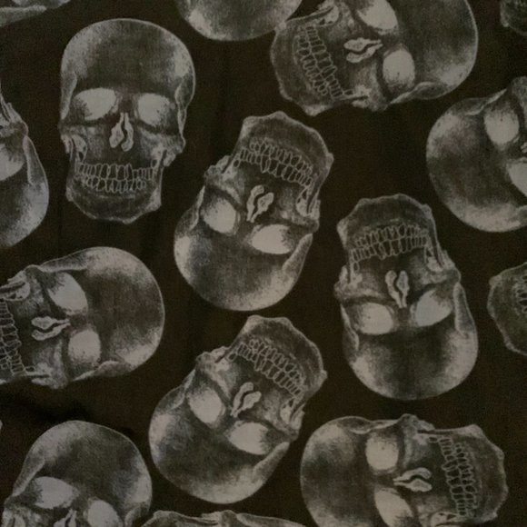 Request Mens Black Skull Print Button Down Short Sleeve Shirt Size Large - Picture 3 of 7